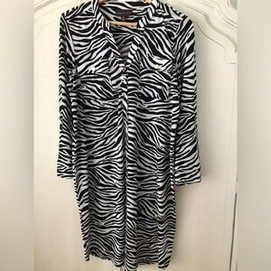 Dana Buchman Black & White Zebra print Stretch Shirtdress 3/4 sleeve Size M